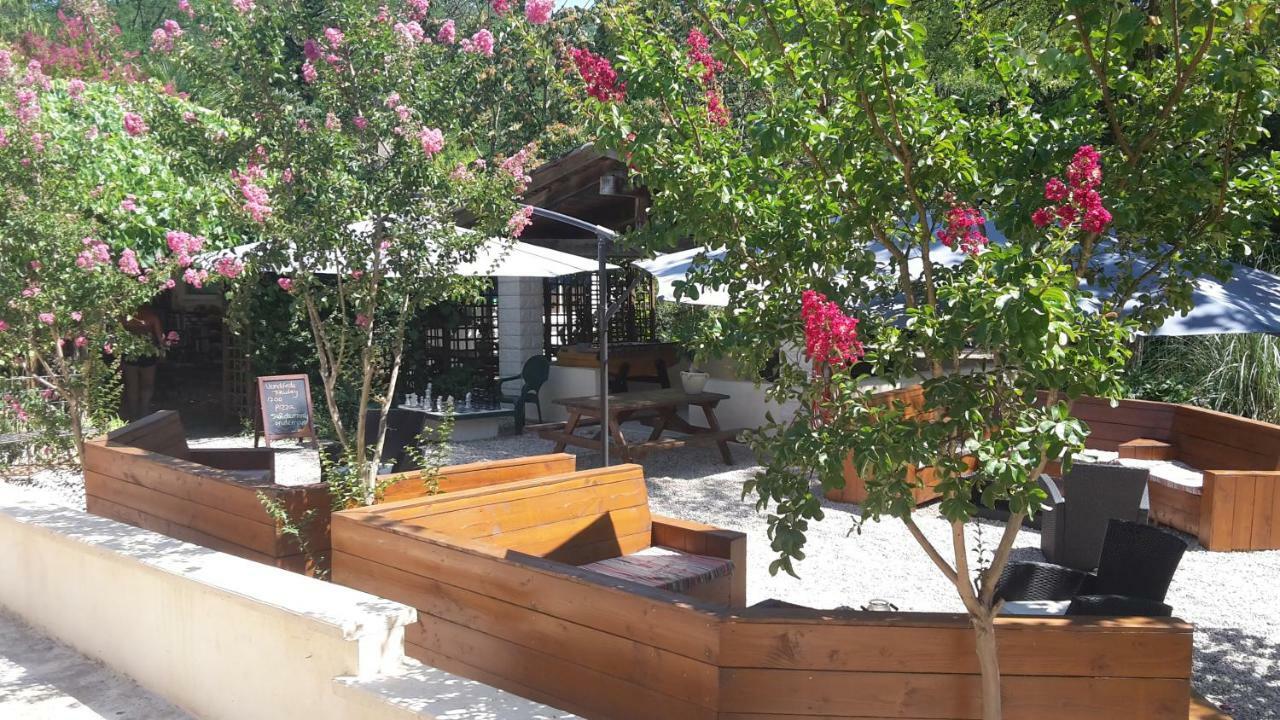 Camping Des Drouilhedes Hotel Peyremale Kültér fotó