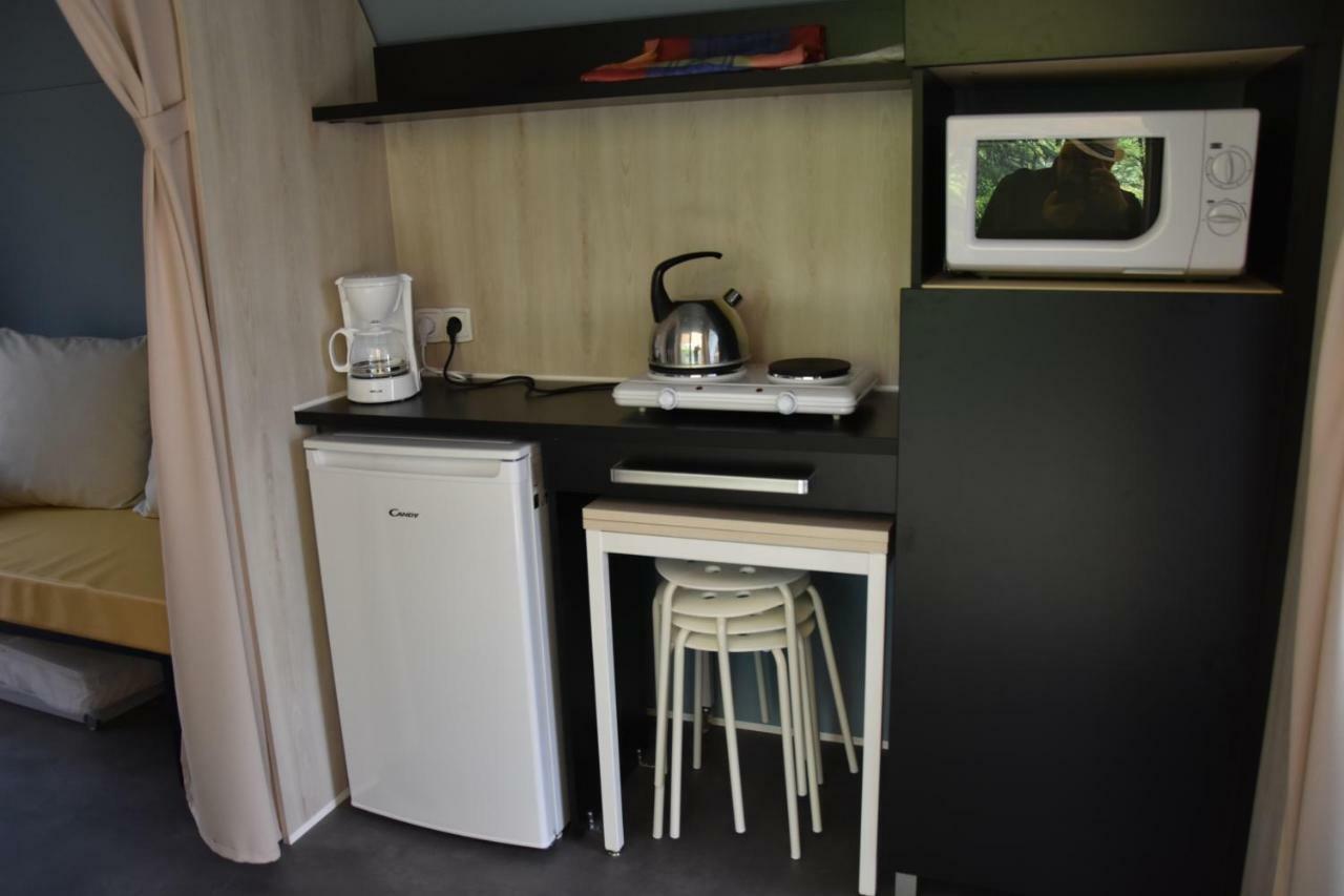 Camping Des Drouilhedes Hotel Peyremale Kültér fotó